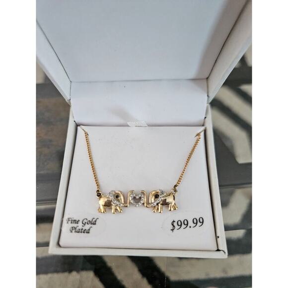 Women's necklaces Jewelry - Women's 18"  1/10 CTTW Diamond Elephant Heart Necklace Gold Over Sterling